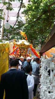 三吉神社の祭り.jpg